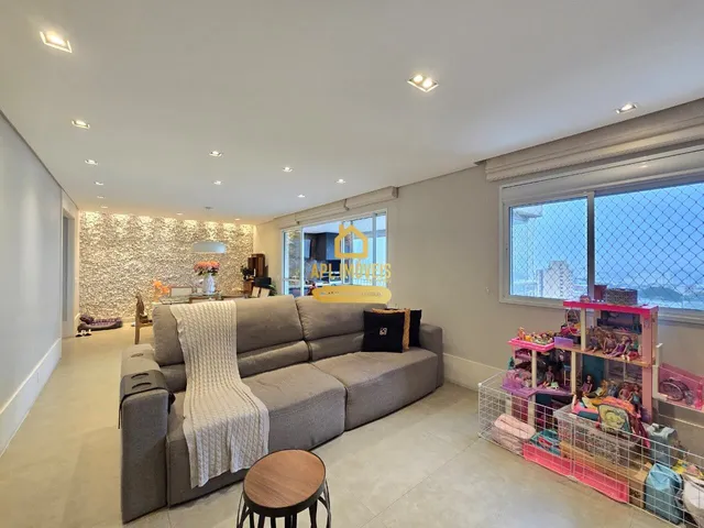 Imagem: O apartamento possui 3 Dormitórios, 3 Suítes, 5