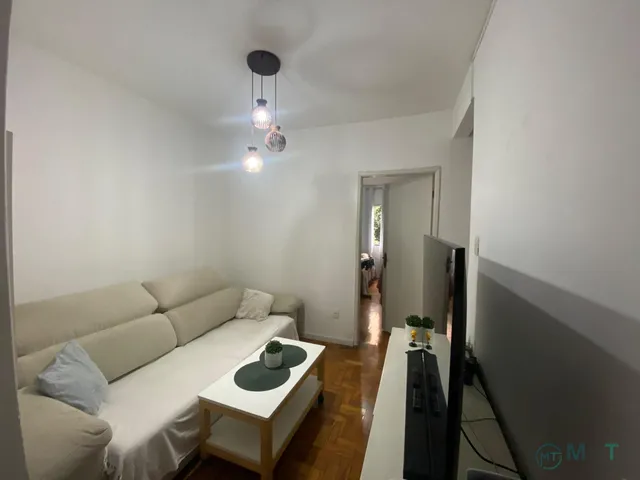 Imagem: O apartamento possui 2 Dormitórios, 1 Banheiro e está