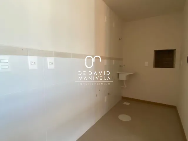 Imagem 2: Apartamento localizado no Centro, Com 2 Dormitório e 1 vaga de garagem