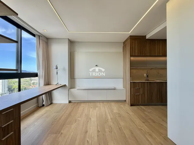 Imagem: Loft mobiliado à venda no Ed. Line Tower