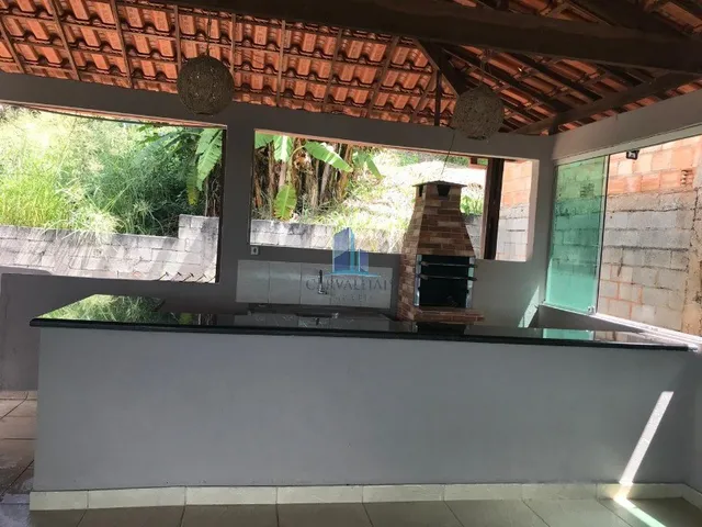 Imagem: Casa à venda em Contagem 3 quartos, 3