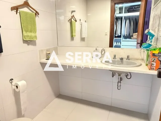 Imagem 10: Mansão Beverly Hills | 3 suítes | 301 m² | Closet