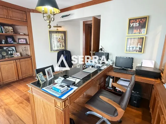 Imagem 9: Mansão Beverly Hills | 3 suítes | 301 m² | Closet