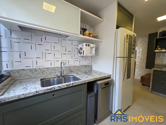 Imagem 3: Apartamento Reformado 3 Quartos com Suíte e Garagem na Área Octogonal, Brasília