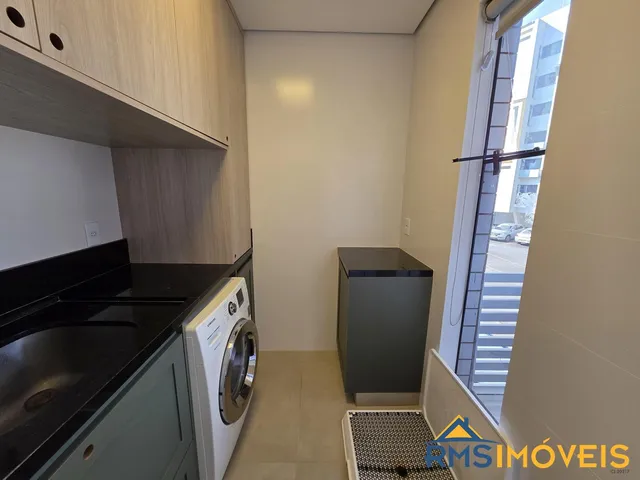 Imagem 6: Apartamento Reformado 3 Quartos com Suíte e Garagem na Área Octogonal, Brasília