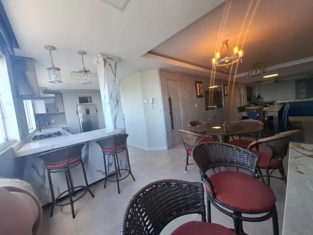 Imagem 14: Venda - Apartamentos - 3 Dormitórios - - Laguna - Sc