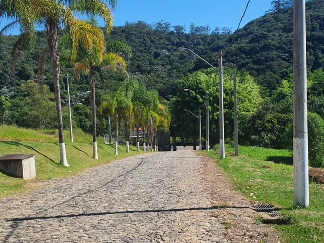 Imagem: Venda - Terreno Condomínio Fechado Guararema