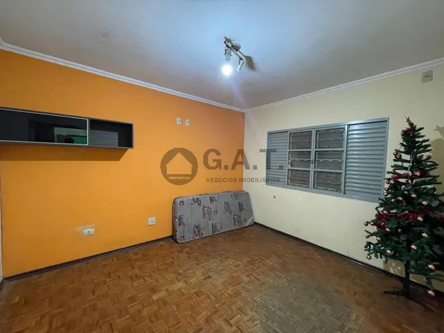 Imagem 13: Casa para locação no Jardim Simus, Sorocaba-SP: 3 quartos, 3 suítes, 2 salas, 4