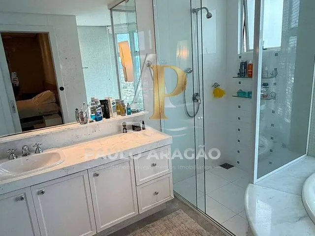 Imagem 13: Apartamento de alto padrão à venda, no Edifício Renaissance em Balneário Camboriú