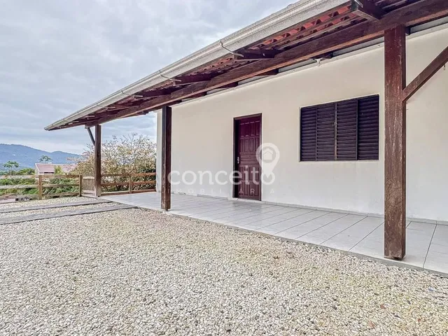 Imagem: Casa com 3 Dormitórios na Água Verde!