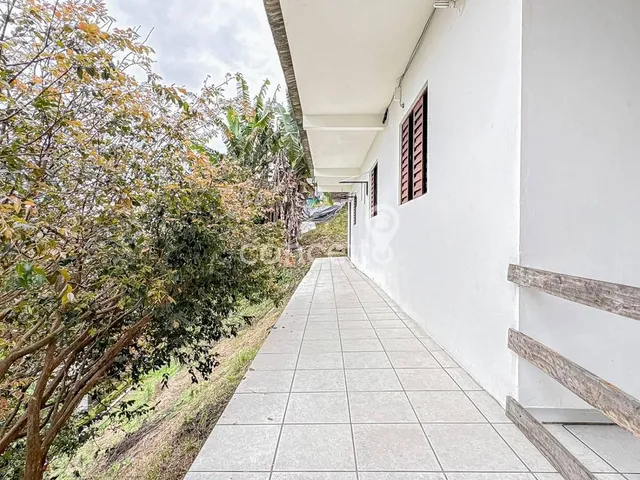 Imagem 2: Casa com 3 Dormitórios na Água Verde!