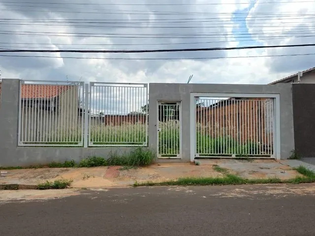 Imagem 2: Lote murado e com grades: ótima localização próximo ao Fort Três Barras