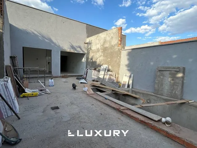 Imagem: Casa com Piscina e Área Gourmet no Residencial