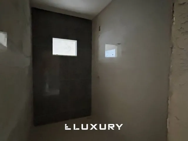 Imagem 9: Casa com Piscina e Área Gourmet no Residencial Jardim Canedo