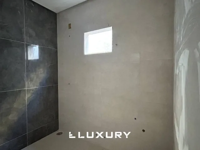 Imagem 13: Casa com Piscina e Área Gourmet no Residencial Jardim Canedo