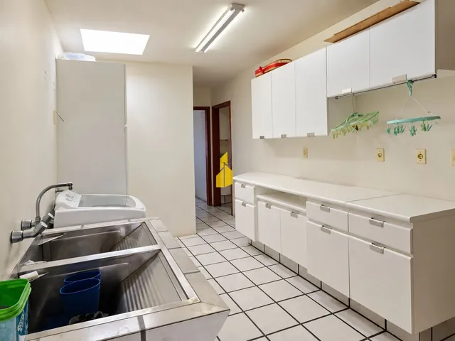 Imagem 10: Cobertura com 3 suítes, piscina privativa e vista 360° no Centro de Timbó