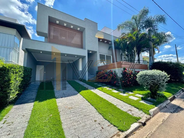 Imagem: Casa em Desnível À Venda no Condomínio