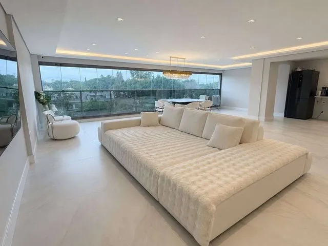 Imagem: O apartamento possui 3 Dormitórios, 3 Suítes, 5