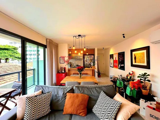 Imagem: O apartamento possui 3 Dormitórios, 3 Suítes, 3
