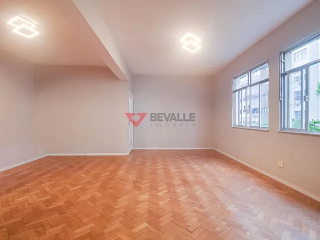 Imagem 3: Apartamento à venda em Copacabana com 4 quartos e 176m²