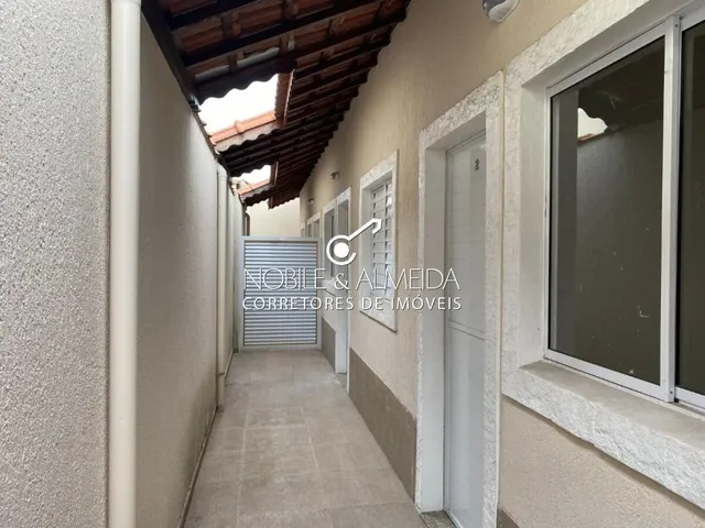 Imagem: Venda. Casa Térrea Geminada em Condomínio