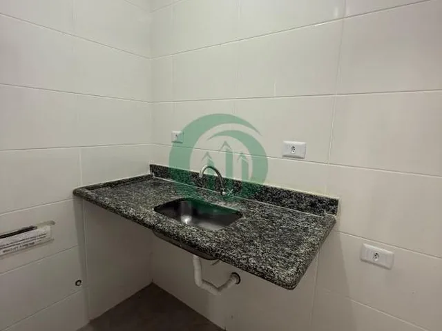 Imagem 5: Salão Comercial para Locação - Vila Mazzei, Santo André Salão amplo com 192 m²