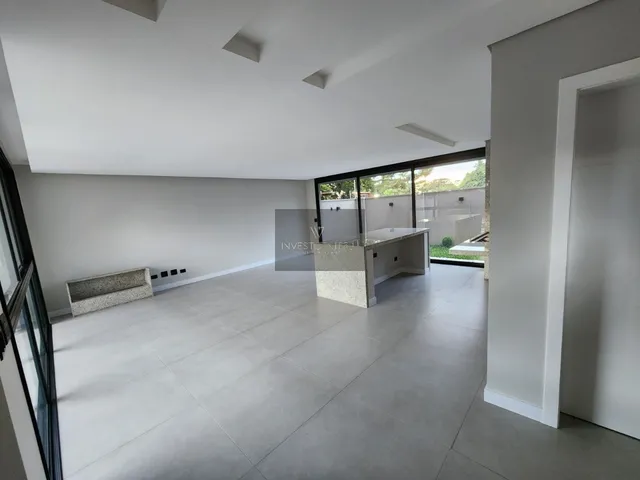 Imagem 5: Casa em Condomínio de Alto Padrão no Pilarzinho, Curitiba-PR: 3 Quartos, 1 Suíte, 2