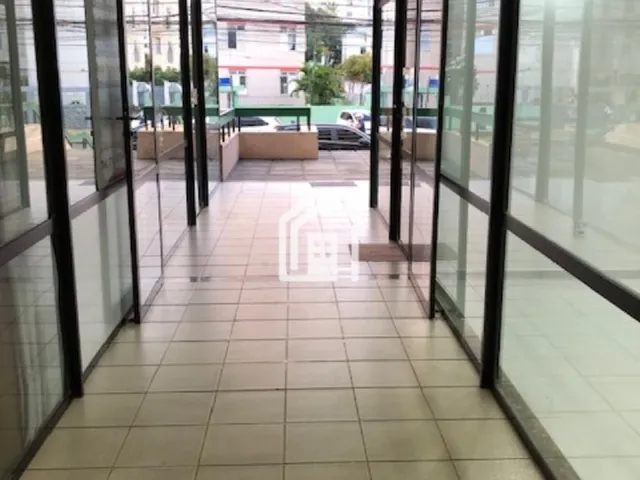 Imagem 3: Loja comercial para locação na Avenida Paulo VI, Pituba