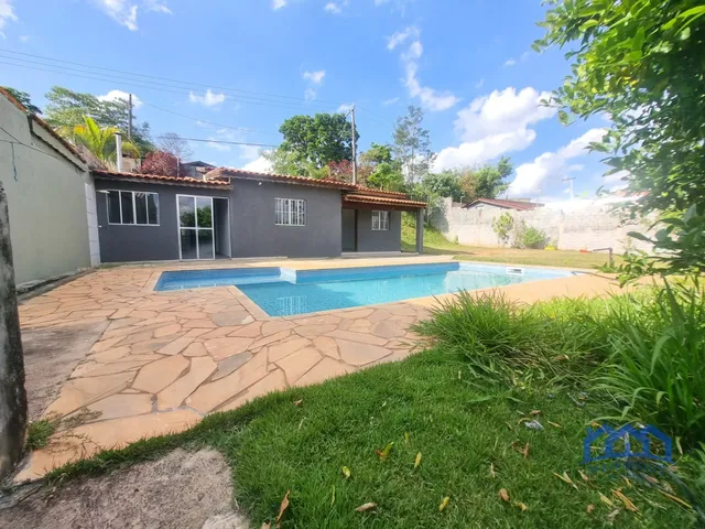 Imagem: Chácara com 2 Quartos e 3 Banheiros À