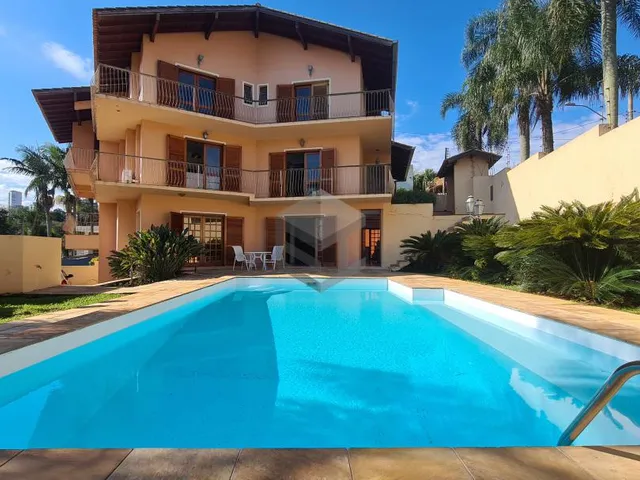Imagem 2: Casa residencial 04 dormitórios e 01 escritório 468,25m2 área privativa