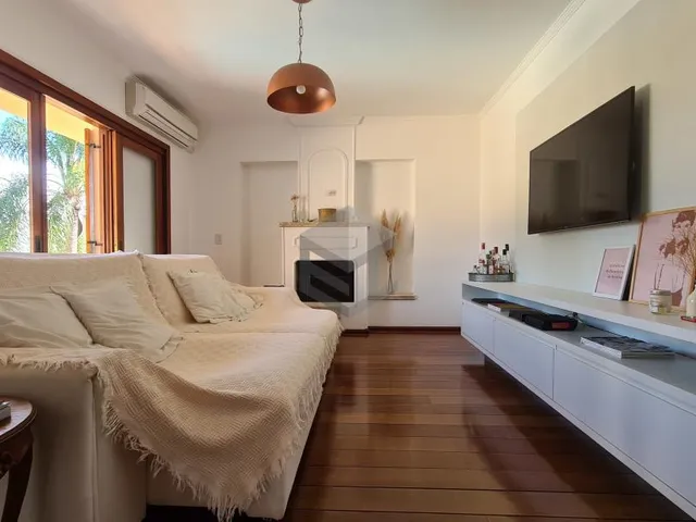 Imagem 6: Casa residencial 04 dormitórios e 01 escritório 468,25m2 área privativa