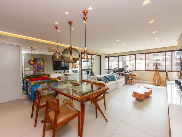Imagem: O apartamento possui 4 Dormitórios, 3 Suítes, 5