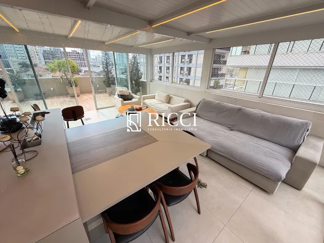 Imagem: O apartamento possui 3 Dormitórios, 3 Suítes, 5