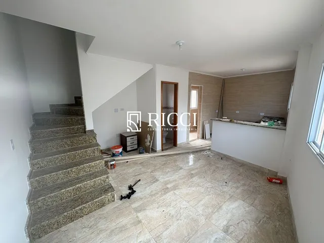 Imagem: Casa com 2 dormitorios e 1 Vaga em Rua Tranquila