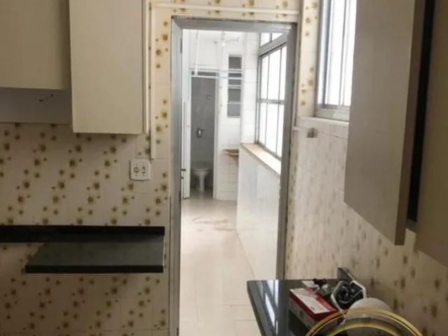 Imagem 8: Apartamento para locação na Mooca com sala ampla para 2 ambientes, cozinha com entrada