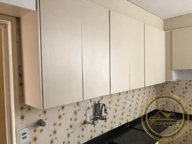 Imagem 5: Apartamento para locação na Mooca com sala ampla para 2 ambientes, cozinha com entrada
