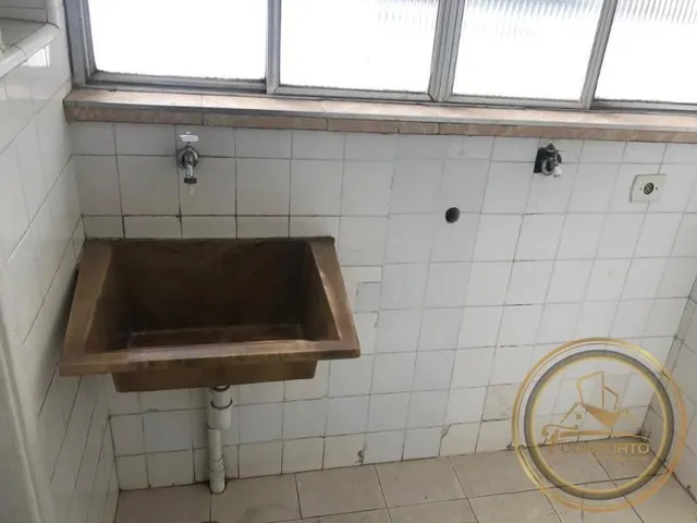 Imagem 9: Apartamento para locação na Mooca com sala ampla para 2 ambientes, cozinha com entrada