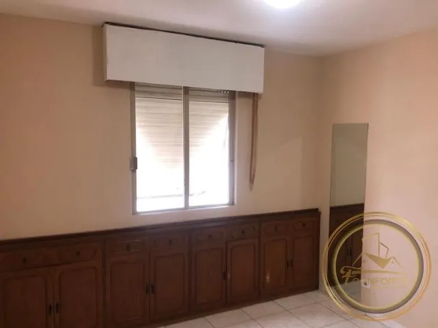 Imagem 13: Apartamento para locação na Mooca com sala ampla para 2 ambientes, cozinha com entrada