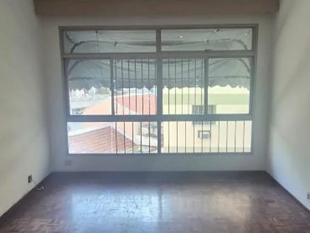 Imagem 4: Venha conhecer este incrível apartamento localizado no coração do Méier! Com uma