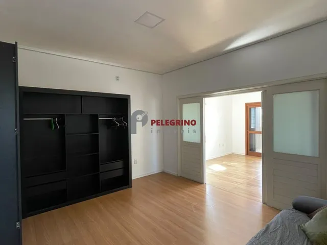Imagem 8: Pelegrino Imóveis aluga apartamento no centro de Tapes