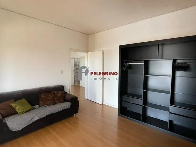 Imagem 6: Pelegrino Imóveis aluga apartamento no centro de Tapes