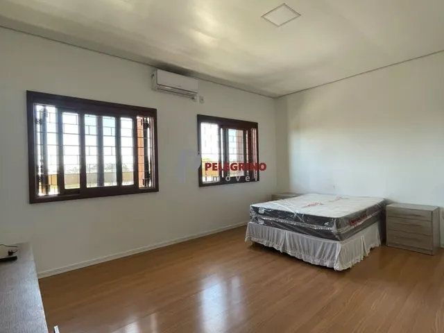 Imagem 5: Pelegrino Imóveis aluga apartamento no centro de Tapes
