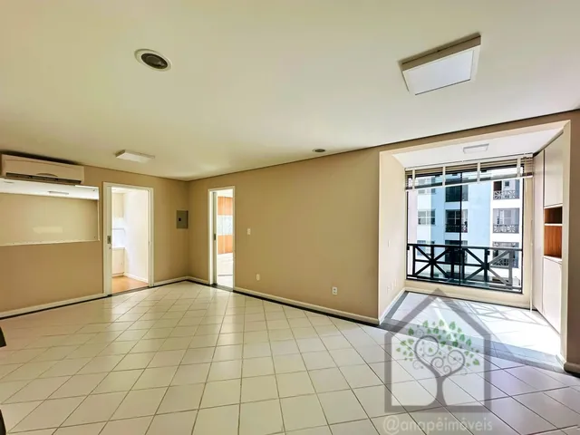 Imagem: O apartamento possui 3 Dormitórios, 1 Suíte, 2 Banheiros,
