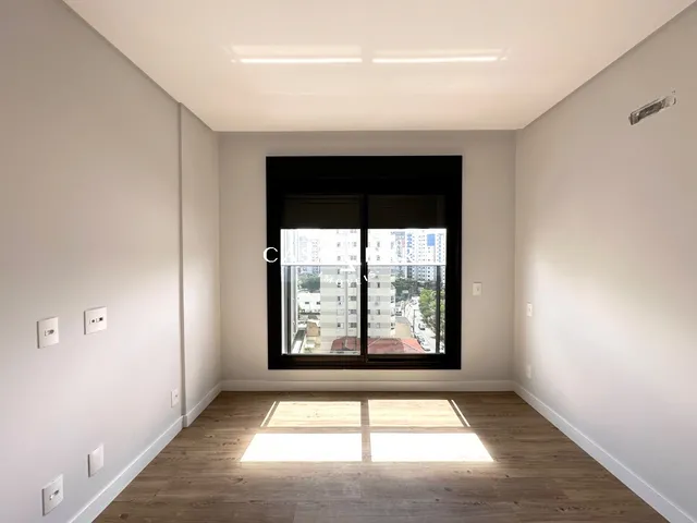 Imagem 10: Apartamento 3 Dormitórios (1 Suíte e 2 Demi-Suítes) e 2 Vagas - Centro