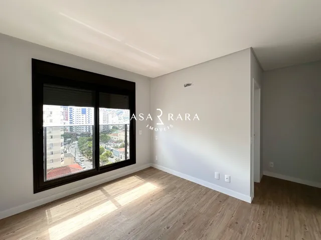 Imagem 11: Apartamento 3 Dormitórios (1 Suíte e 2 Demi-Suítes) e 2 Vagas - Centro