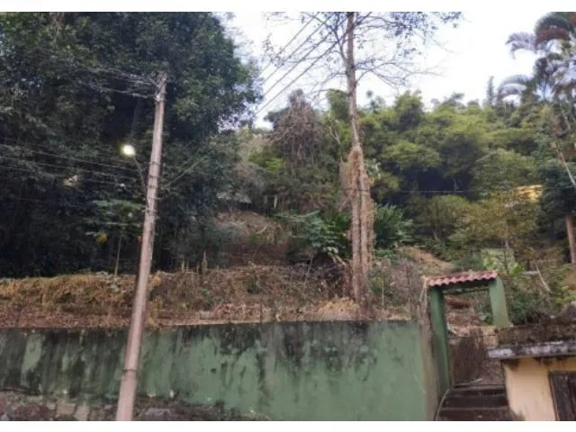 Imagem: O terreno possui 1.030m² de Área Privada, Imóvel de