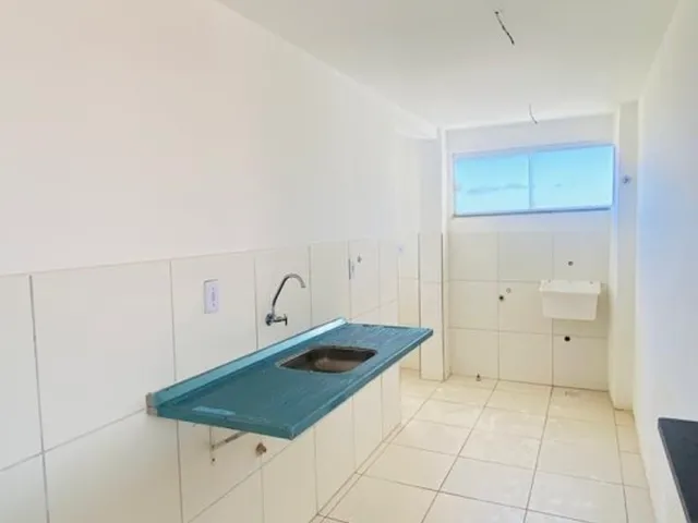 Imagem 2: Apartamento para Alugar em Itapuã - 2 Quartos (1 Suíte