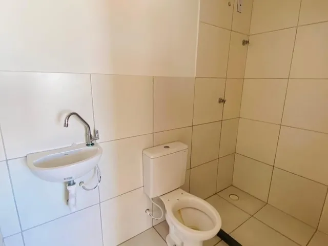 Imagem 11: Apartamento para Alugar em Itapuã - 2 Quartos (1 Suíte