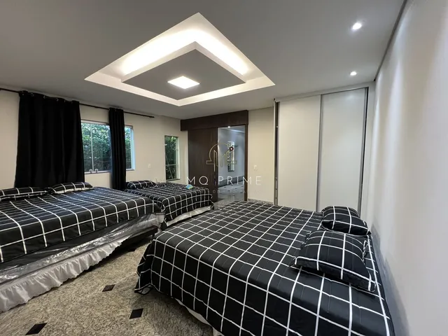 Imagem 12: Luxuosa Casa de Alto Padrão no Condomínio Ipê Amarelo – Conforto, Exclusividade e