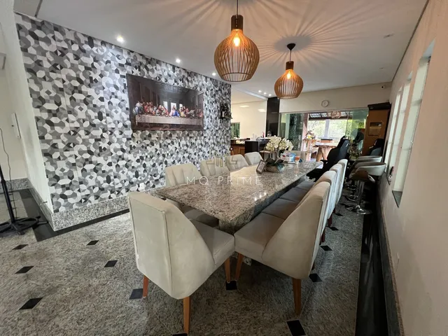 Imagem 8: Luxuosa Casa de Alto Padrão no Condomínio Ipê Amarelo – Conforto, Exclusividade e